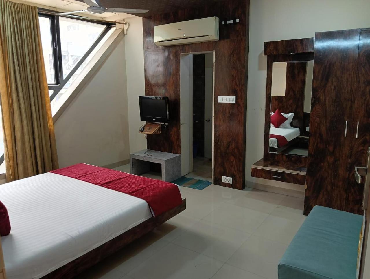 Hotel Tirupati Palace Indore Exterior photo
